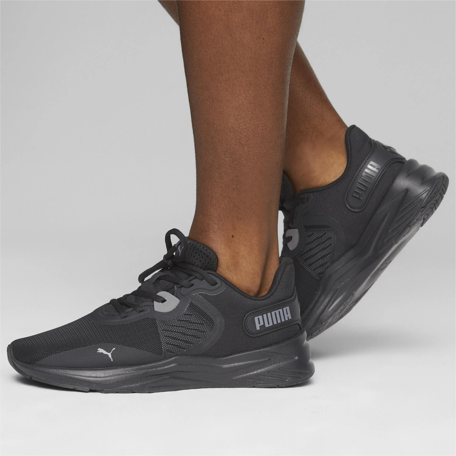 PUMA Mens Disperse XT 3 Training Shoes - Black 4 PUMA Mens Disperse XT 3 Training Shoes - Black - Image 2
