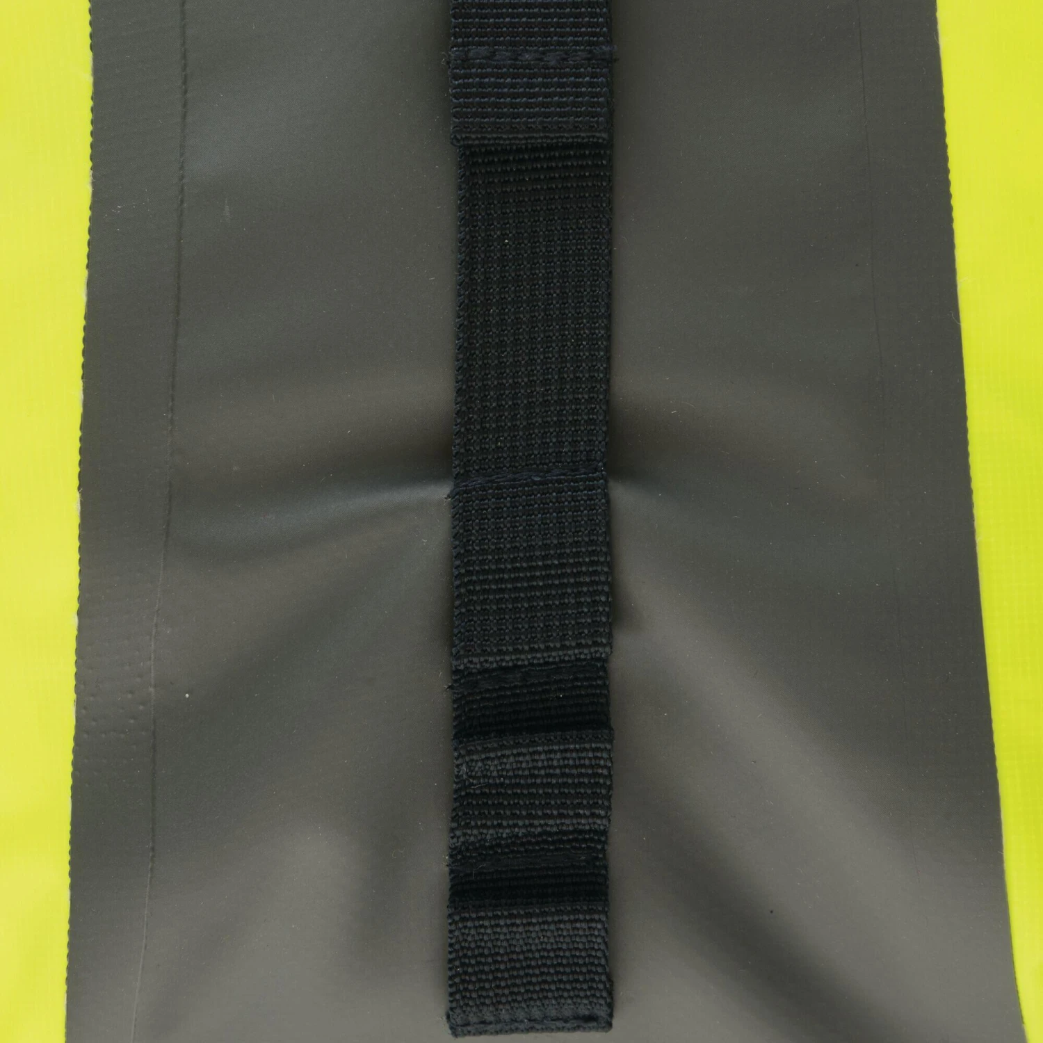 Dare 2b Ardus Adults' Hiking 30 Litre Waterproof Backpack 4 Dare 2b Ardus Adults' Hiking 30 Litre Waterproof Backpack - Image 2