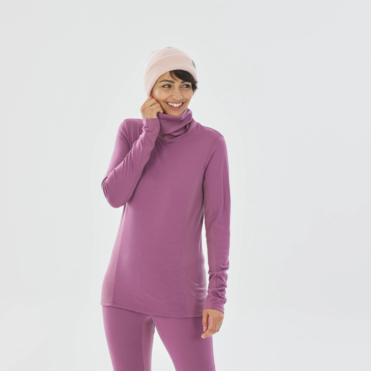 WEDZE Women's Ski Base Layer - BL 900 Wool High Neck 6 WEDZE Women's Ski Base Layer - BL 900 Wool High Neck - Image 4