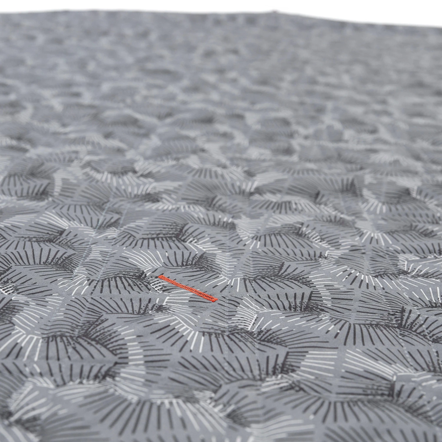 Quechua COMFORTABLE INSULATING BLANKET-SPARE PART FOR THE AIRSECONDS6.3 POLY-COTTON TENT 9 Quechua COMFORTABLE INSULATING BLANKET-SPARE PART FOR THE AIRSECONDS6.3 POLY-COTTON TENT - Image 7