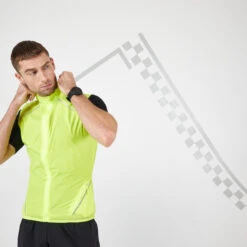 KIPRUN LIGHT MEN'S RUNNING JACKET SLEEVELESS LIGHT YELLOW -Outdoor Sports ka3d4d29e11ba918643272f87e857051f