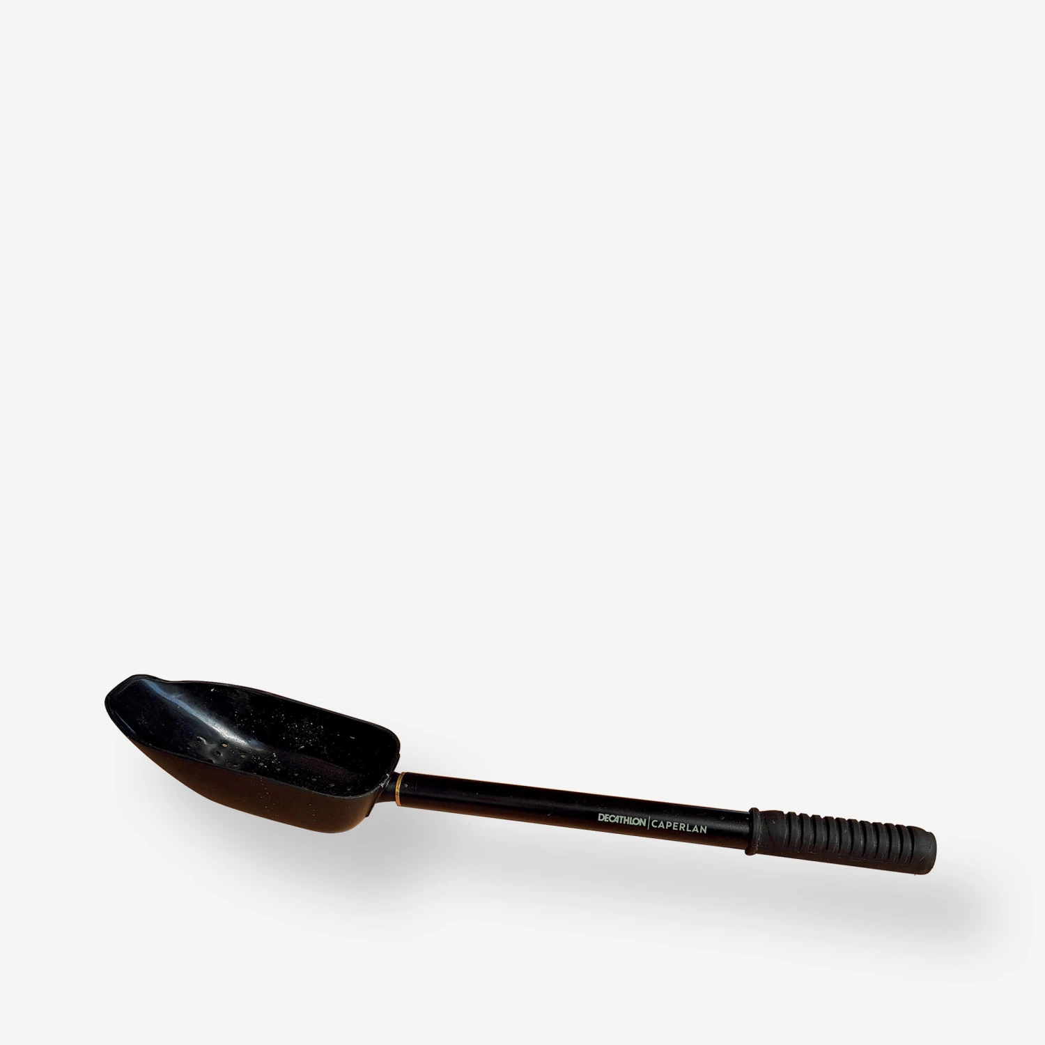 BAITING SPOON CARP FISHING 3 BAITING SPOON CARP FISHING