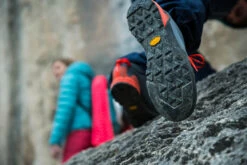 Simond Men’s Approach Footwear 17 Simond Men’s Approach Footwear -Outdoor Sports kc0e918f7cb5904ea27e333c3349f9b56