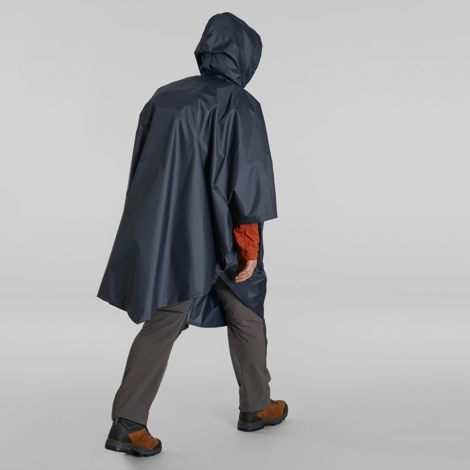 Hiking Rain Poncho - FORCLAZ MT 100 - 30 L 12 Hiking Rain Poncho - FORCLAZ MT 100 - 30 L - Image 10